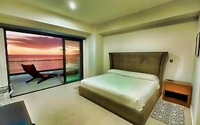 The Altomare - Seaview.